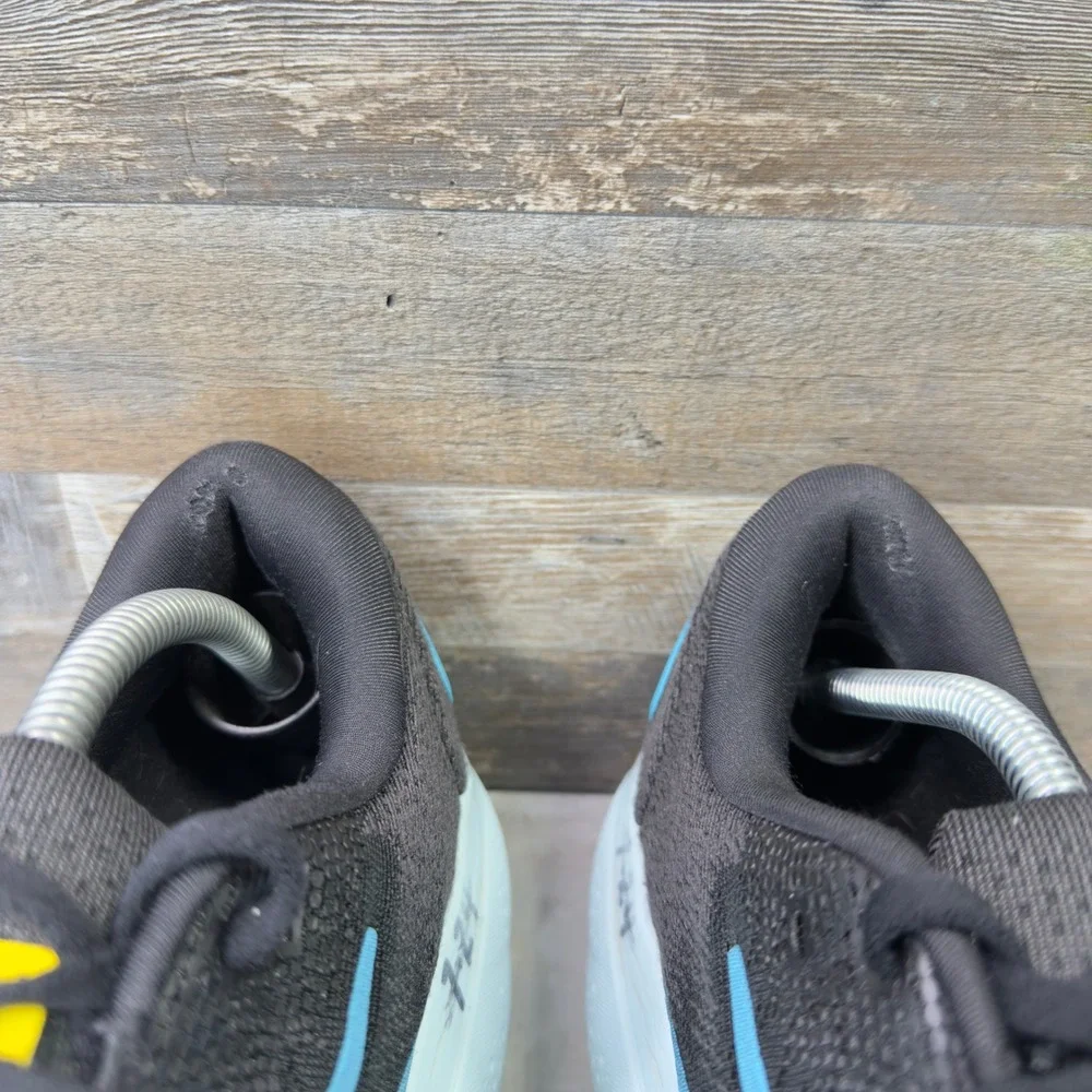 Brooks ghost 16